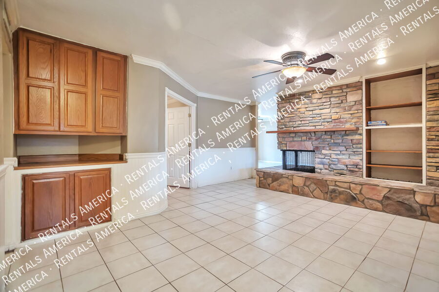 Building Photo - 4527 W Ruth Ave