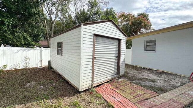 Building Photo - 507 Colfax Dr