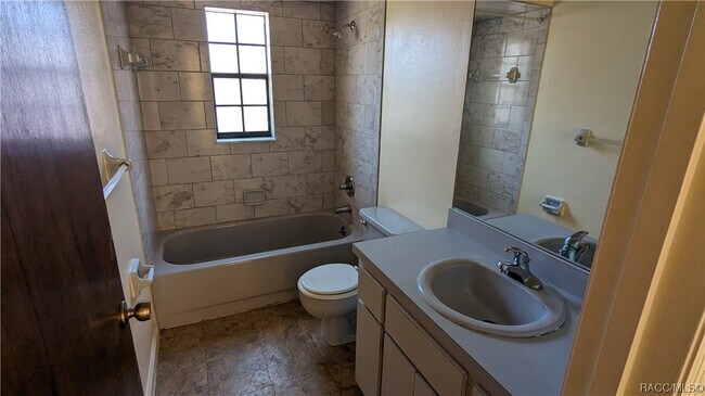 Building Photo - 4095 N Little Hawk Point