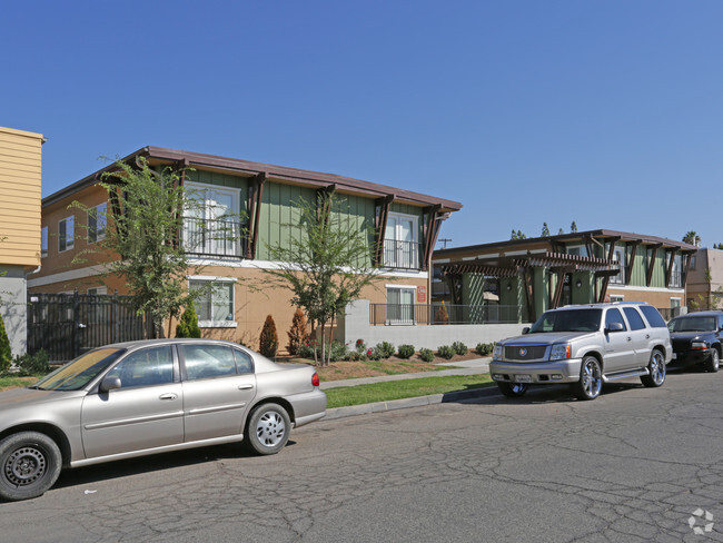 Building Photo - San Ramon Court