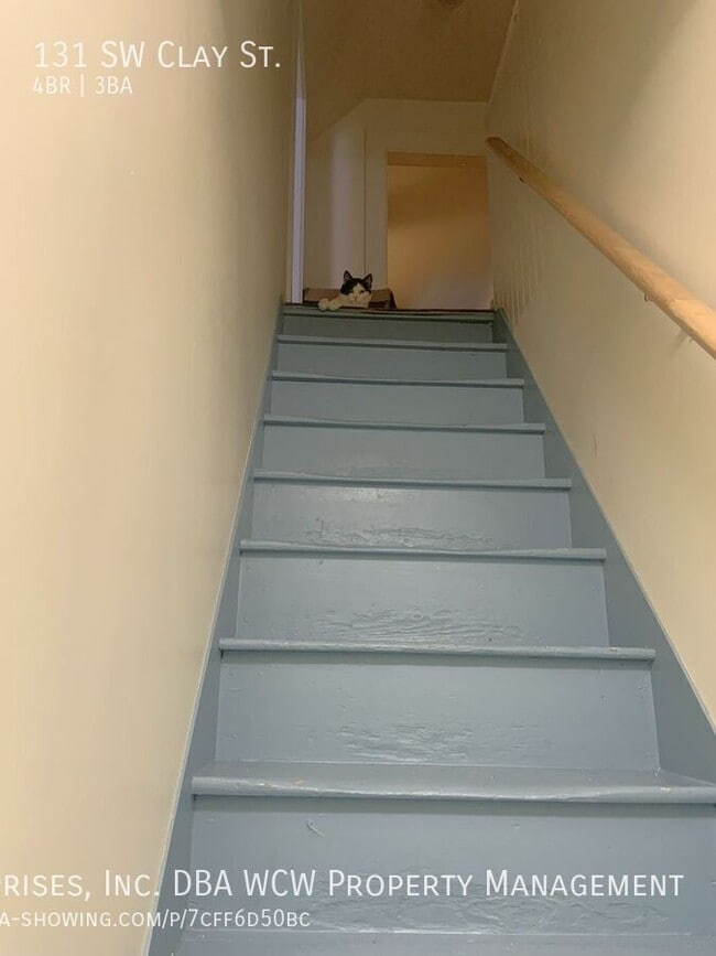 Building Photo - 131 SW Clay St