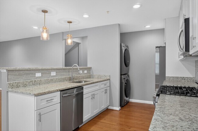 Building Photo - 2917 13th St NW