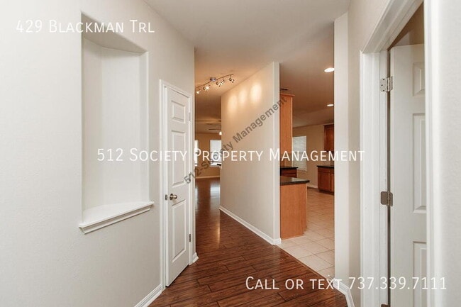 Building Photo - 429 Blackman Tr