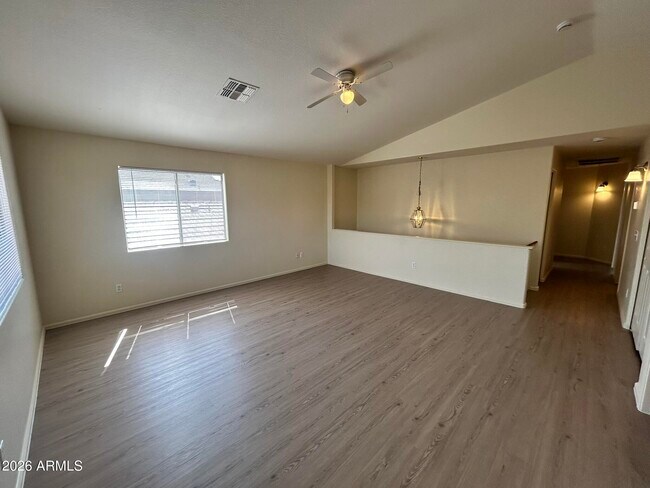Building Photo - 42406 W Sunland Dr