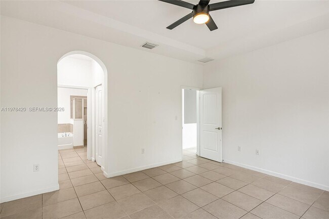 Building Photo - 11863 SW 253 ST