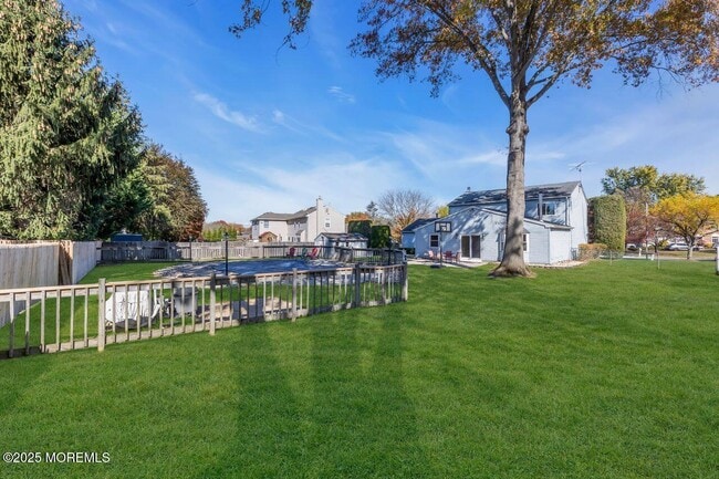 Building Photo - 9 Cherry Hill Ln