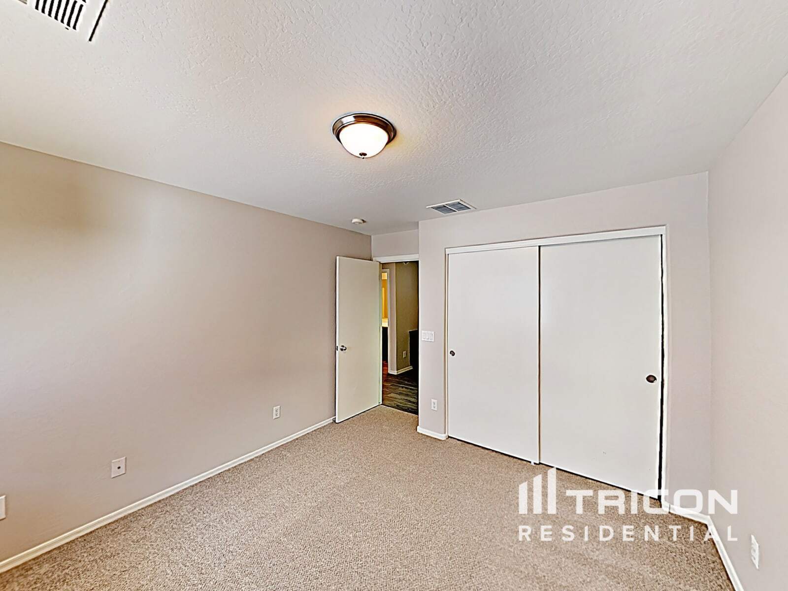 Building Photo - 2117 W Pickett Ct