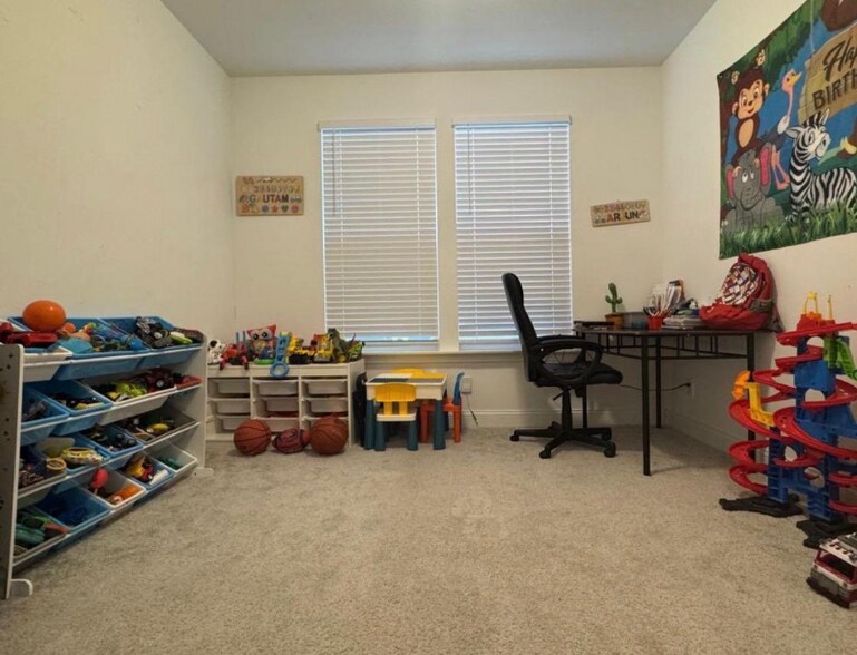 Building Photo - 6995 Pickett Pl