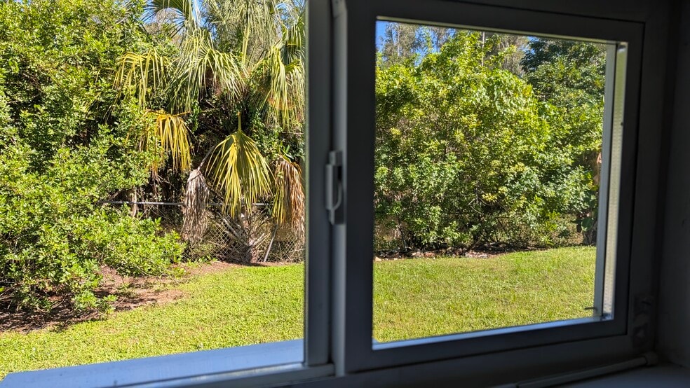 Building Photo - 3232 Carrington Dr