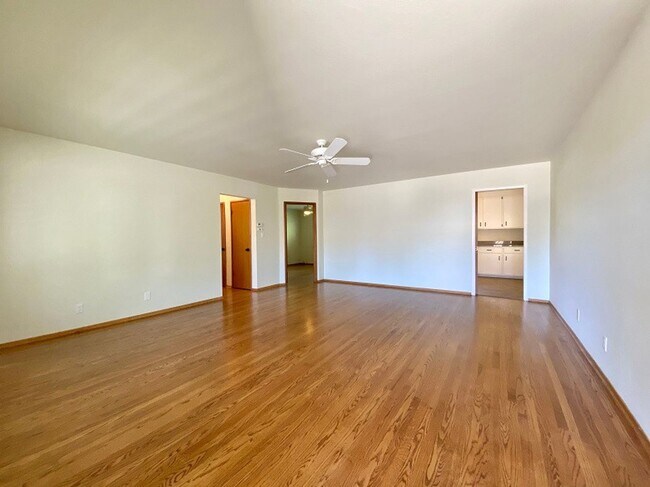 Building Photo - Beautifully Renovated 2-Bedroom Duplex Near Downtown Napa & Fuller Park