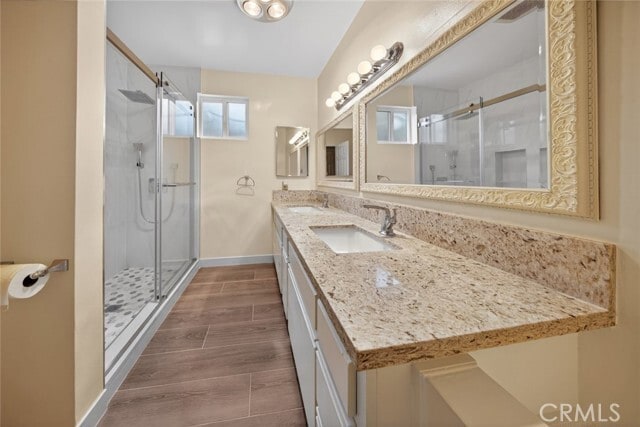 Building Photo - 2255 E Chevy Chase Dr