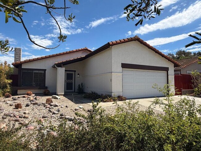 Building Photo - 720 Valley Crest Dr