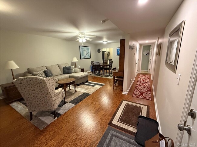 Building Photo - 1008 McIntosh Pl