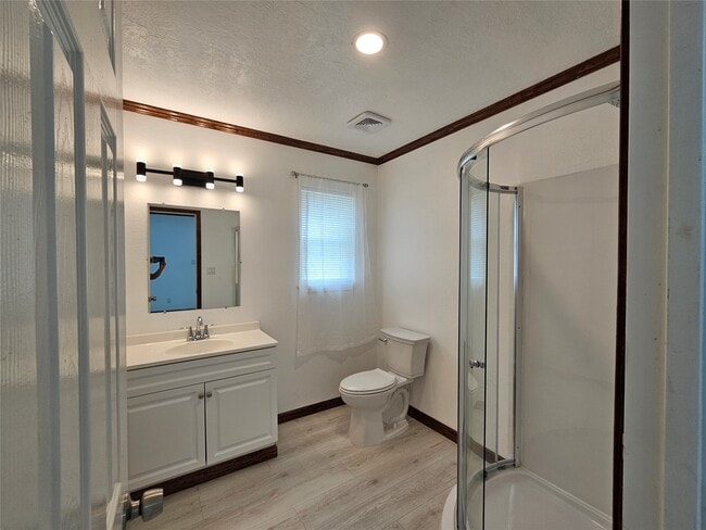 Building Photo - 16974 Balmoral St