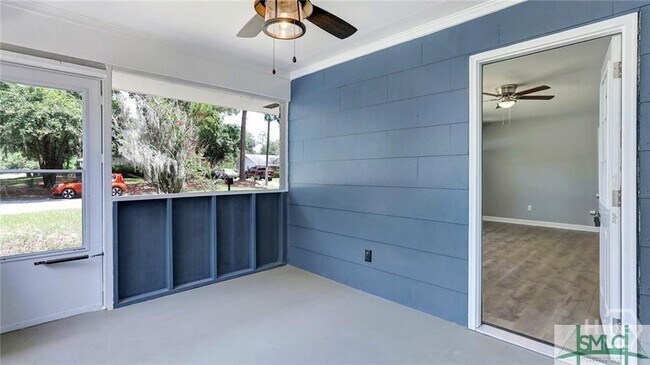 Building Photo - 2255 E 62nd St