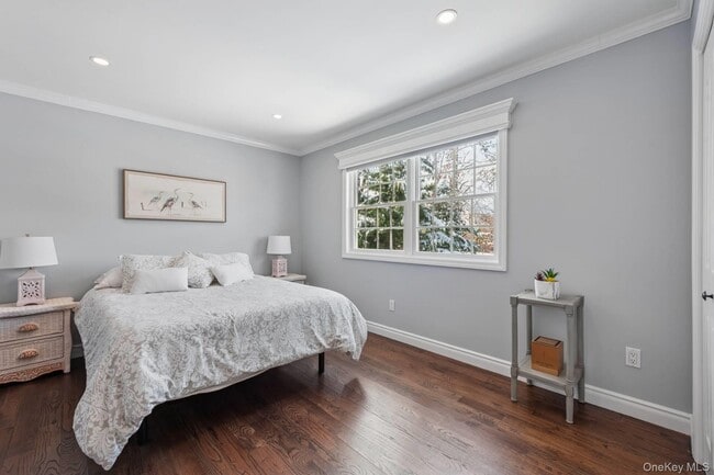 Building Photo - 47 Bathing Bch Rd