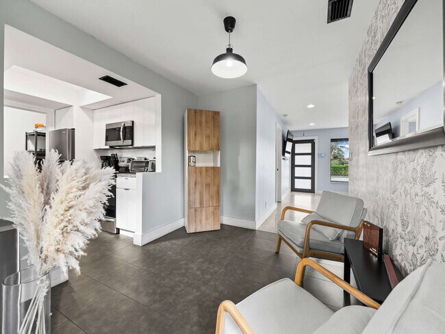 Building Photo - 2740 NW 21st St