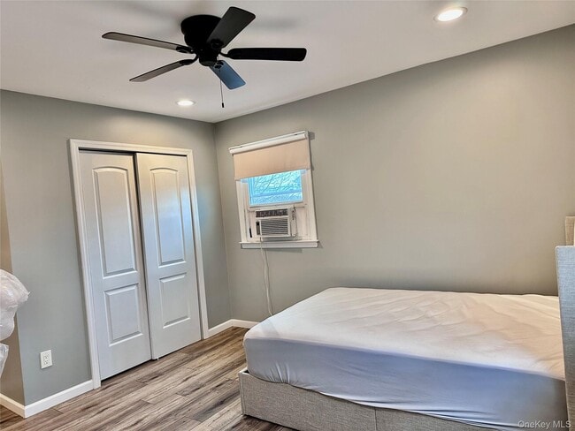 Building Photo - 107 Fairview Ave