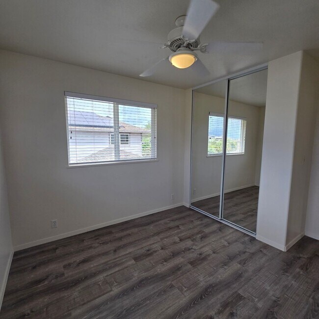 Building Photo - 3/2.5 home in Piilani Villages