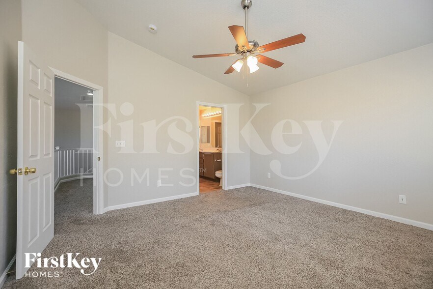 Building Photo - 8125 Starling View Ct