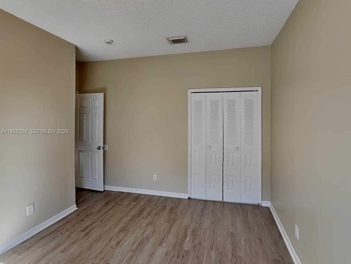 Building Photo - 1495 SW 105th Ave