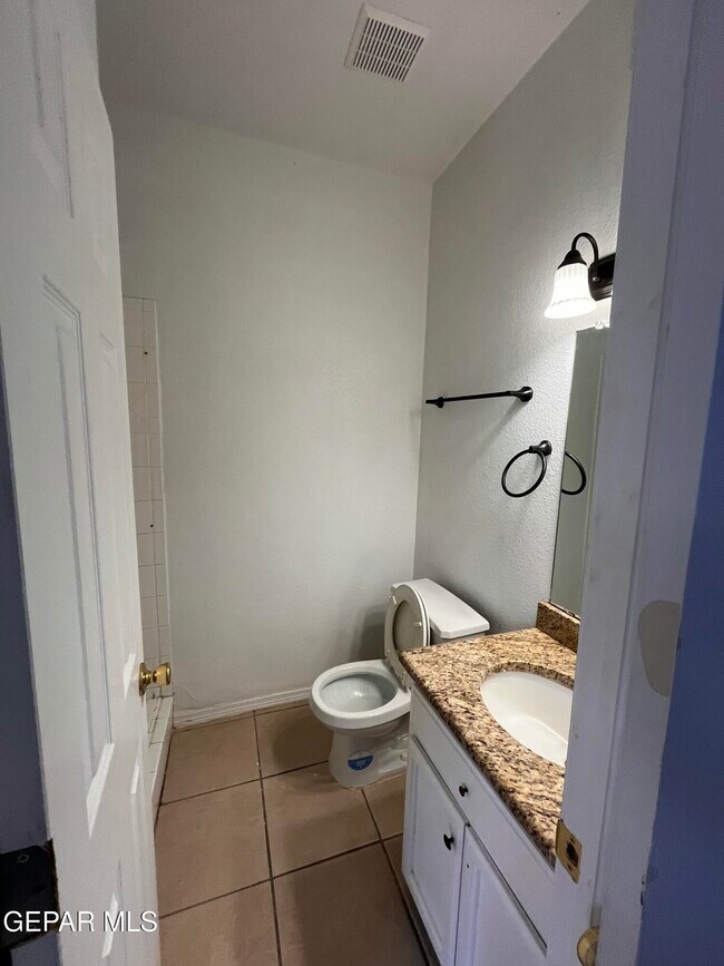 Building Photo - 6105 Pecan Park Pl