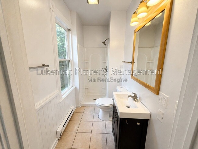 Building Photo - 525 Minor