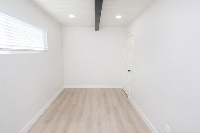 Building Photo - 2813-15 46th St