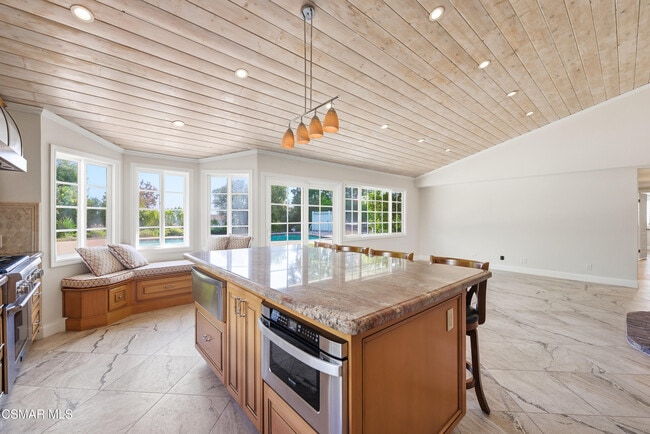 Building Photo - 5718 Ostin Ave