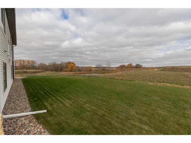 Building Photo - 301 Somerby Pkwy NE