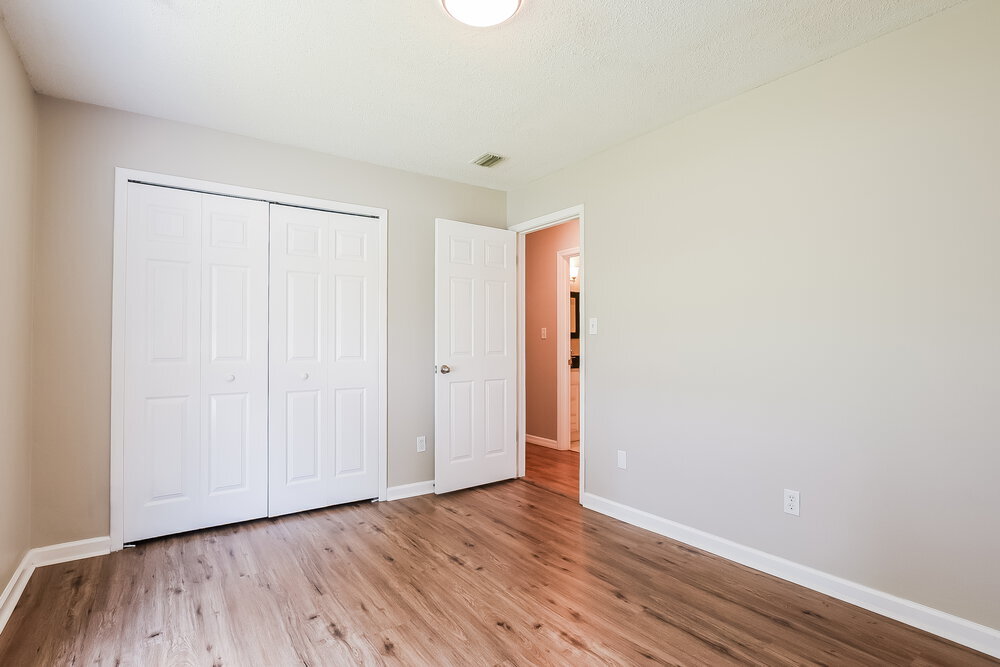 Building Photo - 8318 Mattituck Cir