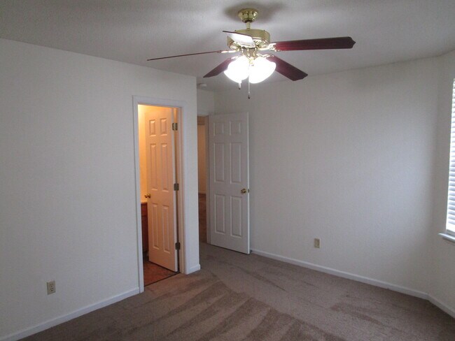 Building Photo - 4304 Cheryl Ct