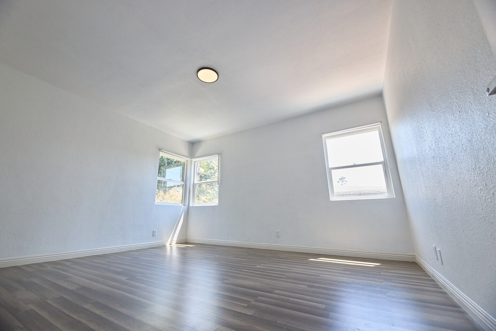Building Photo - 1416 Helen Dr
