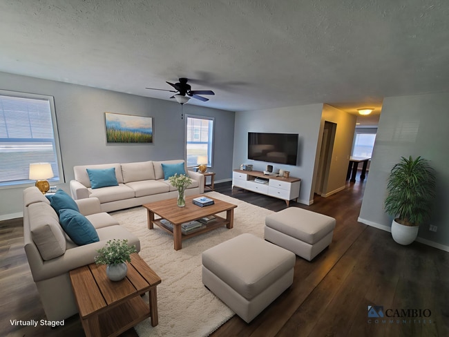 Building Photo - 19 Hummingbird Dr