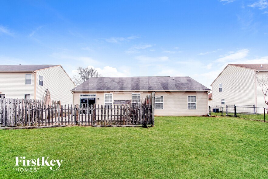 Building Photo - 10 S Burkhart Dr