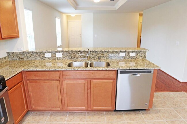 Building Photo - 12323 Skyview Manor Dr