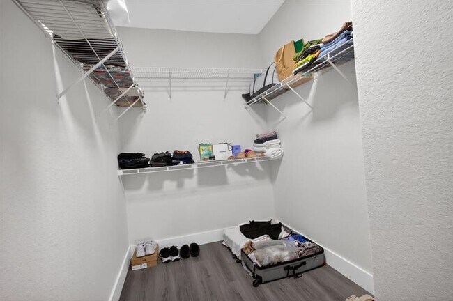 Building Photo - 981 SW 149th Ct