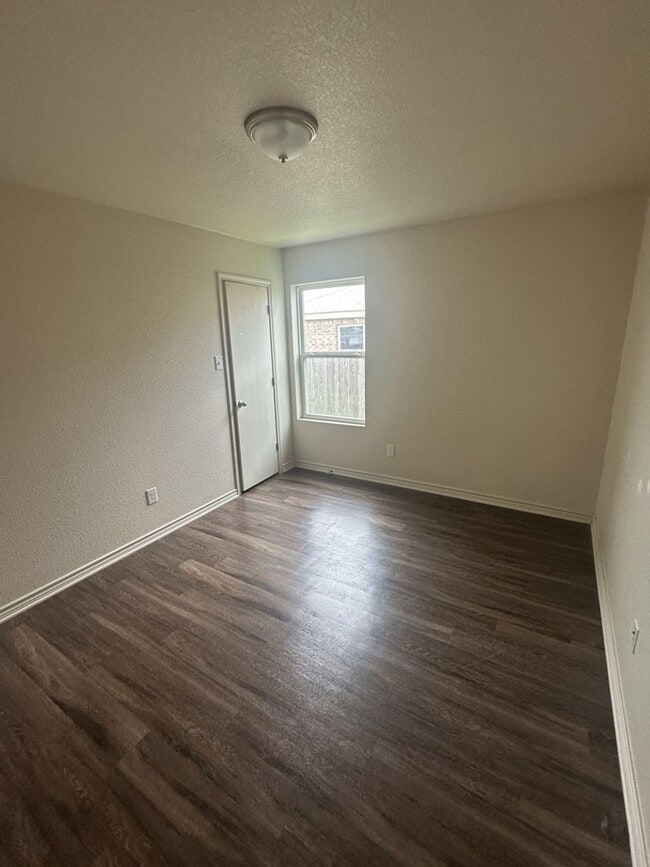 Building Photo - 3BD/2BA in Temple TX
