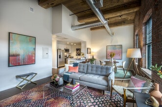 Building Photo - Counting House Lofts I