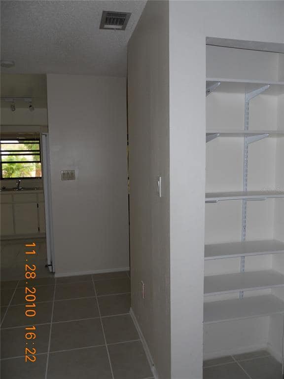 Building Photo - 2615 Sunbranch Dr