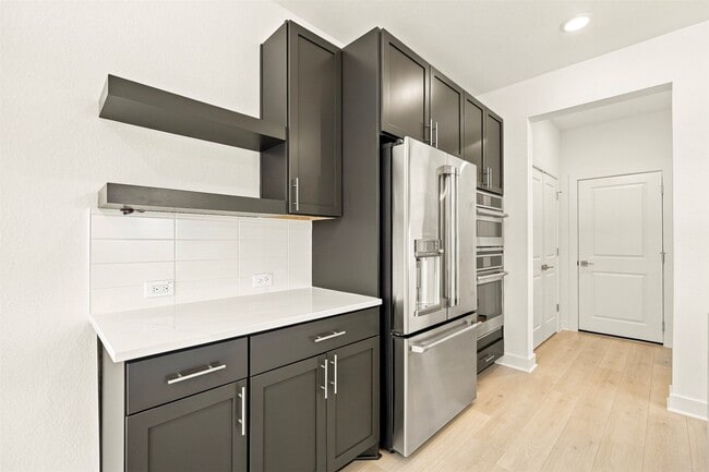 Building Photo - 2305 Via Laura Ln