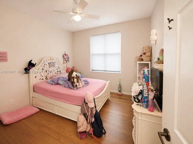 Building Photo - 1213 Skylark Dr