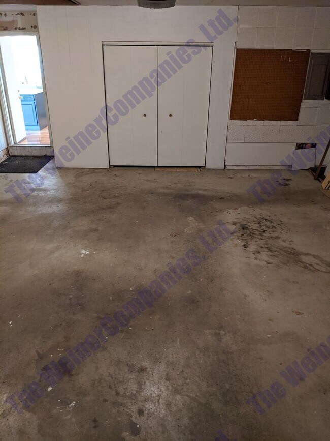 Building Photo - Available this August!