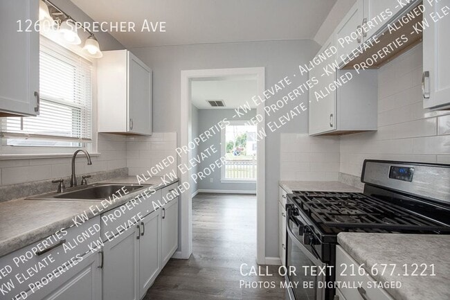 Building Photo - 12600 Sprecher Ave