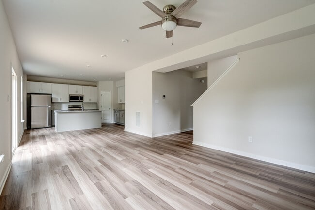 Building Photo - 317 Northfield Hts Ln