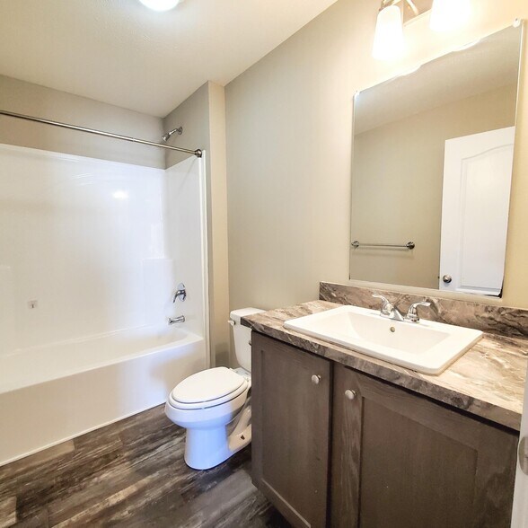 Building Photo - 8027 Harbour Dr