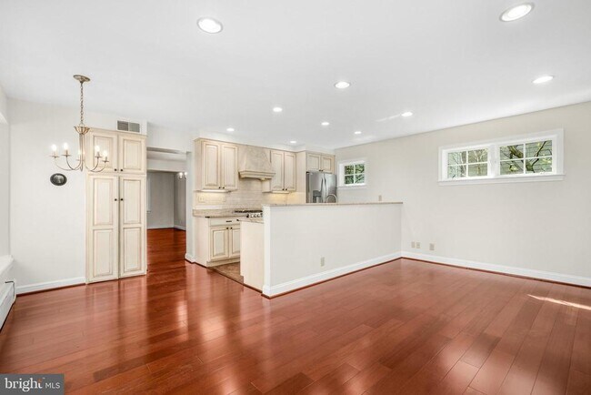 Building Photo - 2238 Meridian St