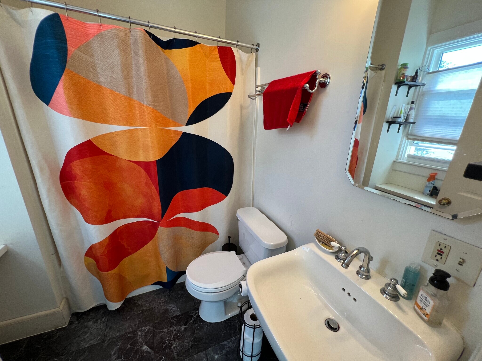 First floor bathroom - 274 Prospect St