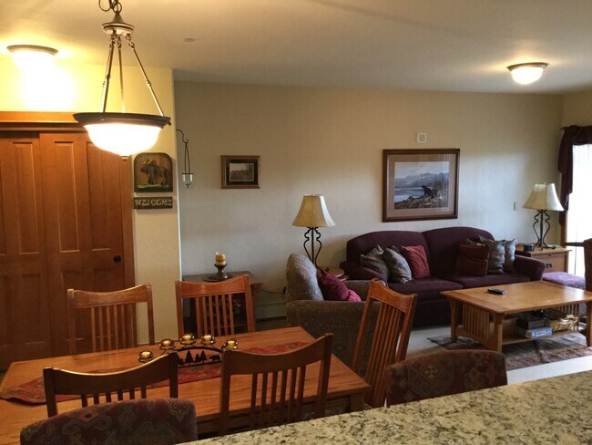 Building Photo - Oro Grande Lodge 205