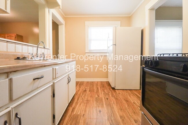 Building Photo - 412 N McKinley Ave